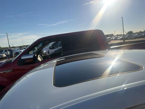 White 2010 Hyundai Genesis 3.8