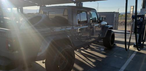 2021 Jeep Gladiator Willys