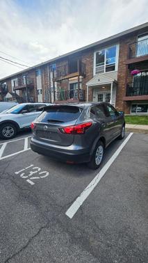 Gray 2018 Nissan Rogue Sport S