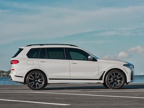 2021 BMW X7 xDrive40i