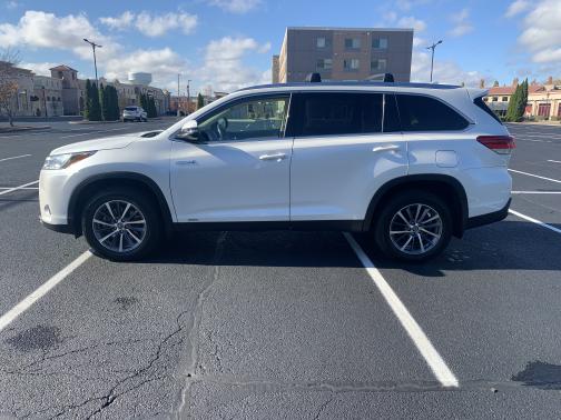 2019 Toyota Highlander Hybrid XLE