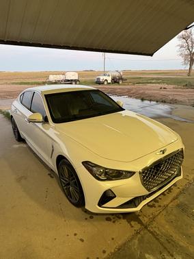 White 2019 Genesis G70 2.0T Advanced