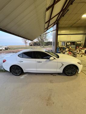 White 2019 Genesis G70 2.0T Advanced