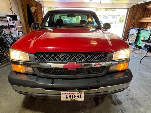 Red 2005 Chevrolet Silverado 1500 W/T