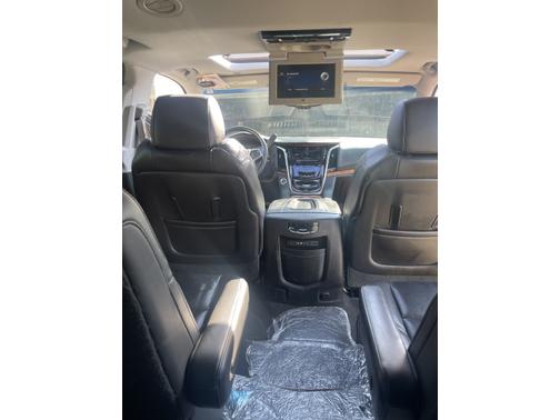 Photo 5 of 17 of 2015 Cadillac Escalade Luxury