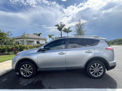 2017 Toyota RAV4 Limited