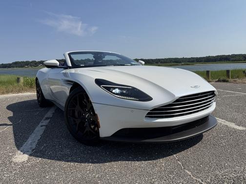 White 2019 Aston Martin DB11 Volante