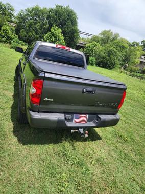 Gray 2014 Toyota Tundra SR5