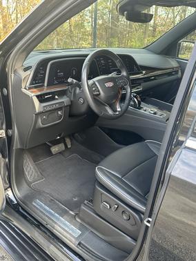 2022 Cadillac Escalade Premium Luxury