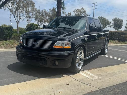 Black 2003 Ford F-150 Lariat SuperCrew