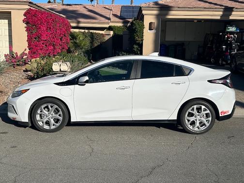 2017 Chevrolet Volt Premier