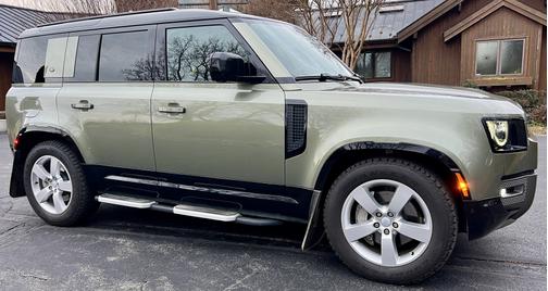 Photo 4 of 23 of 2022 Land Rover Defender X-Dynamic HSE