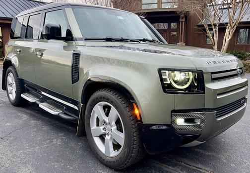 Photo 2 of 23 of 2022 Land Rover Defender X-Dynamic HSE