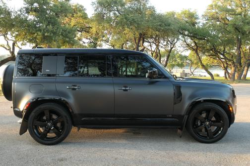 2023 Land Rover Defender Carpathian Edition