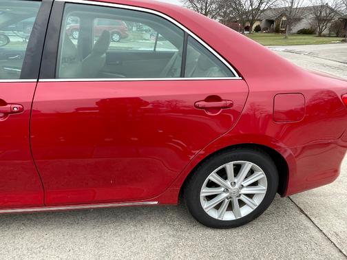 2012 Toyota Camry Hybrid XLE