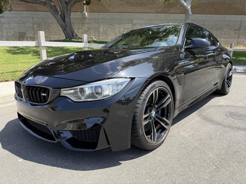 Black 2016 BMW M4 Base