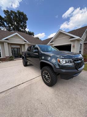 Gray 2017 Chevrolet Colorado ZR2