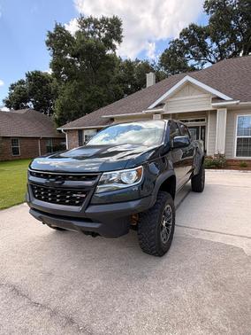 Gray 2017 Chevrolet Colorado ZR2