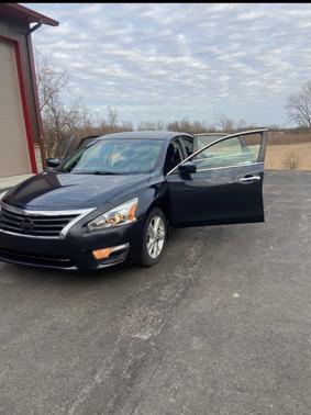 Blue 2015 Nissan Altima 2.5 SV