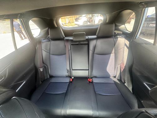 2025 Toyota RAV4 Hybrid XSE