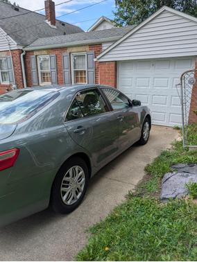 Green 2007 Toyota Camry LE