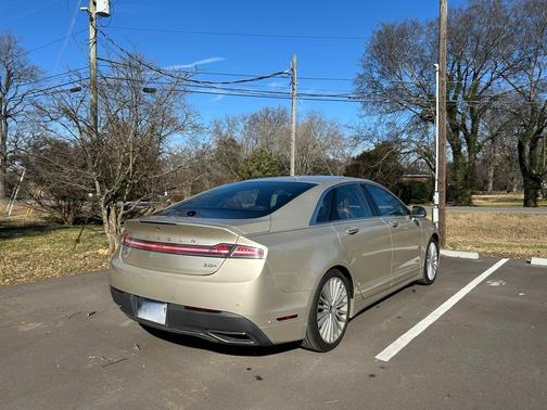 2017 Lincoln MKZ Hybrid Reserve