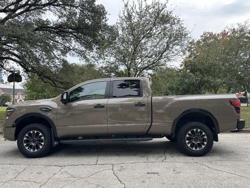 2024 Nissan Titan XD PRO-4X