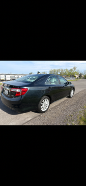 Gray 2013 Toyota Camry Hybrid XLE