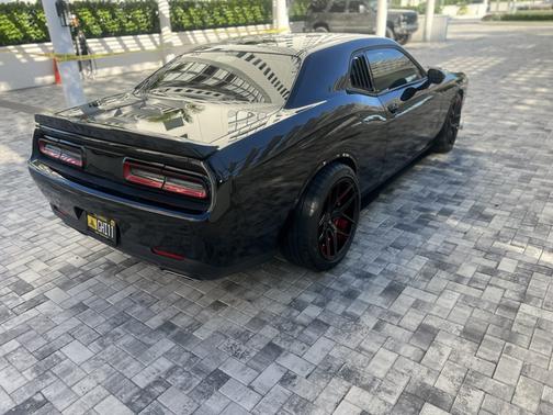 Black 2017 Dodge Challenger R/T