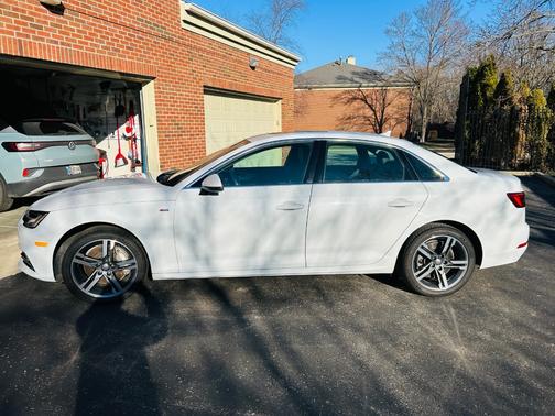 2017 Audi A4 2.0T Premium Plus