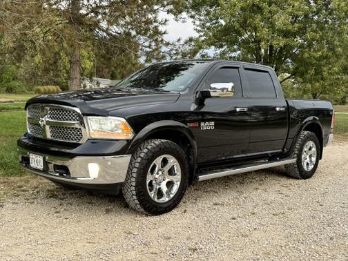 2015 RAM 1500 Laramie