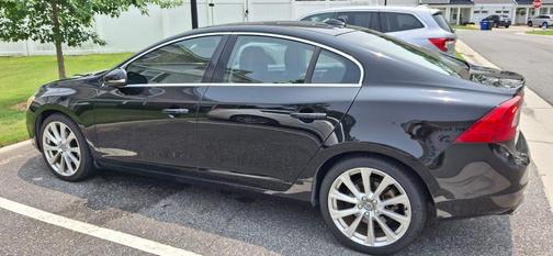 Black 2016 Volvo S60 Inscription T5 Drive-E Premier