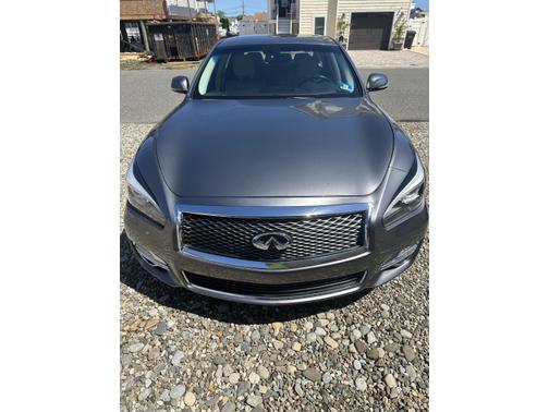 2015 INFINITI Q70L 3.7