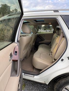 2010 Nissan Murano LE