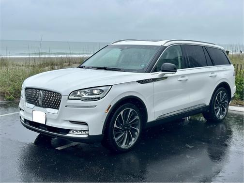 White 2024 Lincoln Aviator Reserve RWD