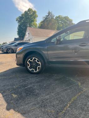 Gray 2016 Subaru Crosstrek 2.0i Limited