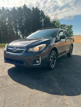 Gray 2016 Subaru Crosstrek 2.0i Limited