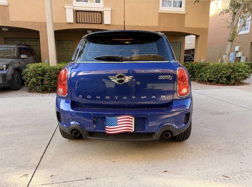 Blue 2015 MINI Countryman Cooper S