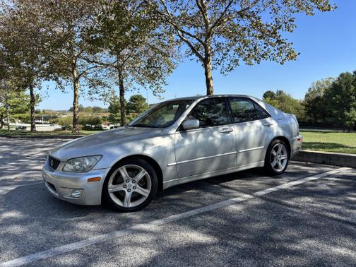 2003 Lexus IS 300 Base