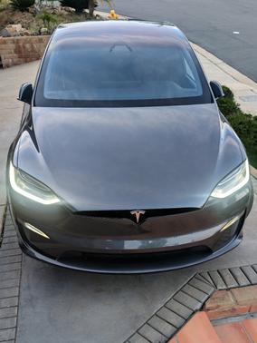 2022 Tesla Model X Long Range