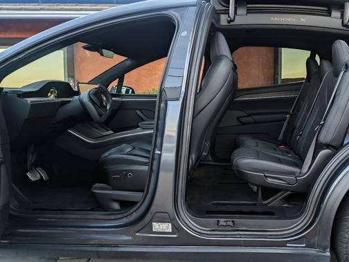 2022 Tesla Model X Long Range