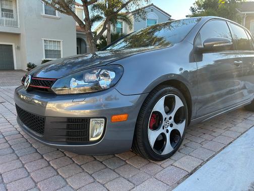 2011 Volkswagen GTI 4-Door