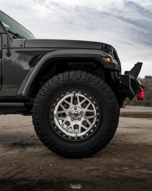 Gray 2019 Jeep Wrangler Unlimited Sahara
