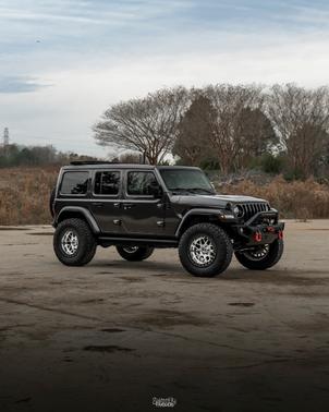 Gray 2019 Jeep Wrangler Unlimited Sahara