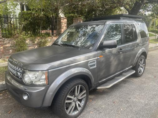 Gray 2011 Land Rover LR4 Lux