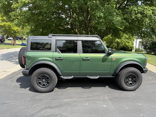 2022 Ford Bronco Badlands Advanced
