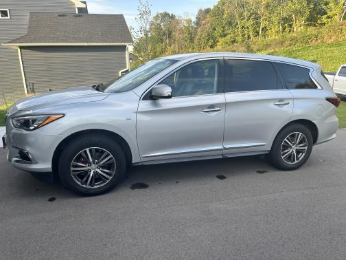 2018 INFINITI QX60 Base