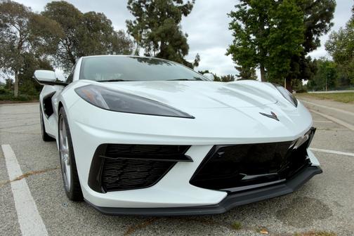 White 2023 Chevrolet Corvette Stingray w/3LT