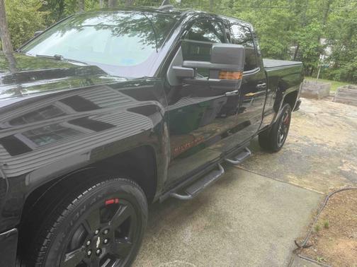 2017 Chevrolet Silverado 1500 2LT