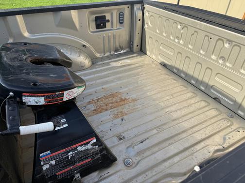 Beige 2017 Ford F-450 Lariat